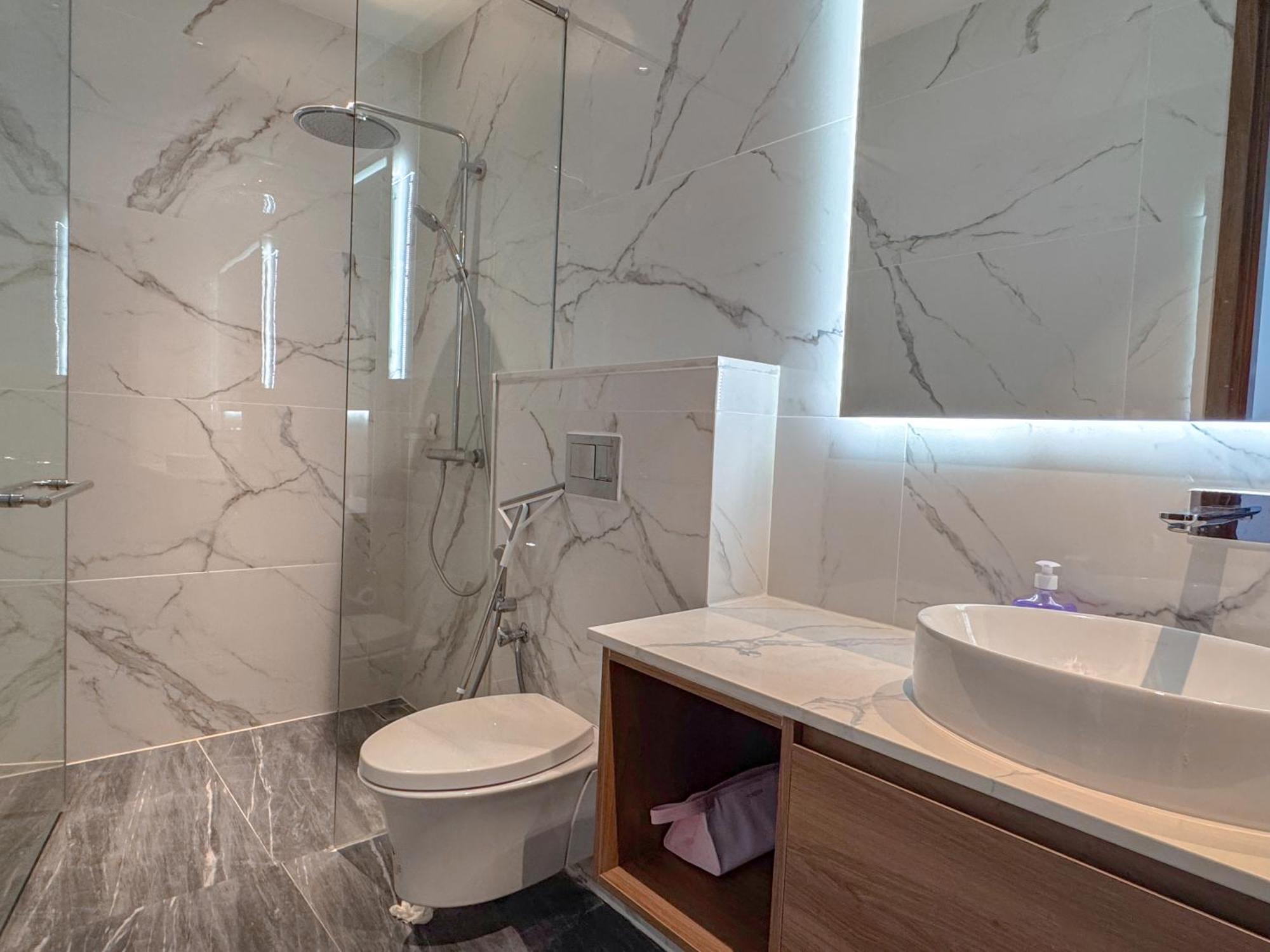Apartment Core At Trx By Ll *